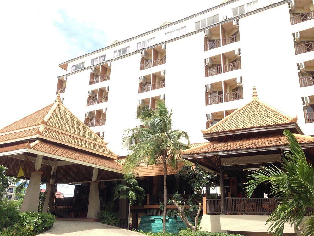 Phuphaya Resort Паттайя Экстерьер фото