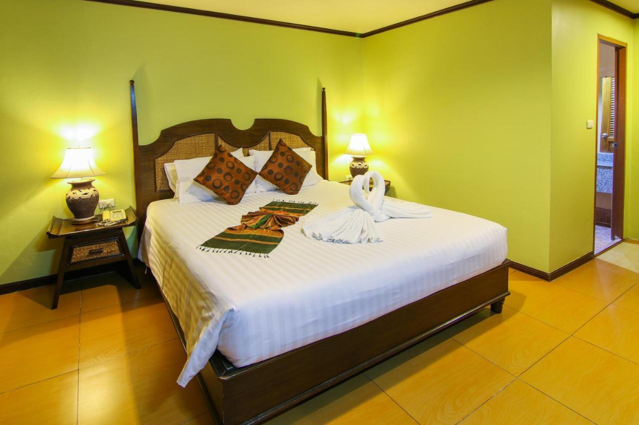 Phuphaya Resort Паттайя Экстерьер фото