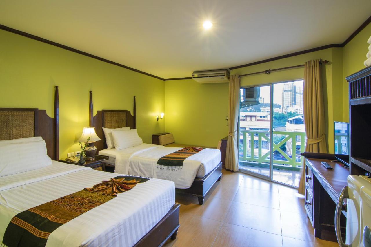 Phuphaya Resort Паттайя Экстерьер фото